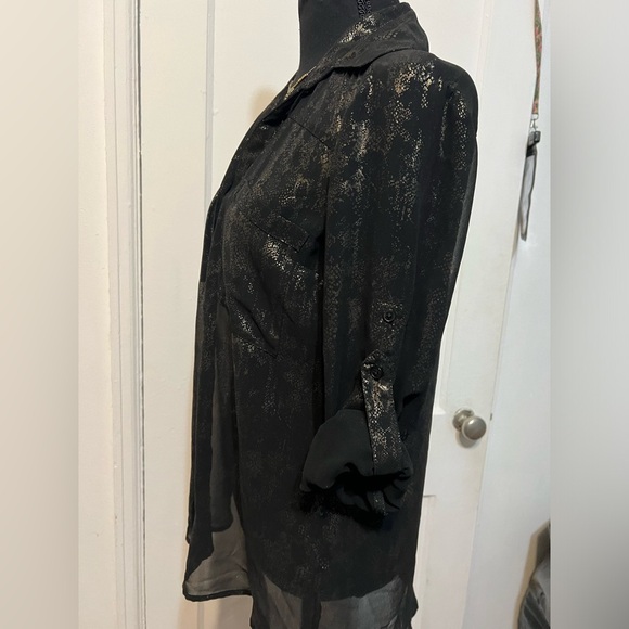 #305 Sheerish black and gold button up - Picture 5 of 13